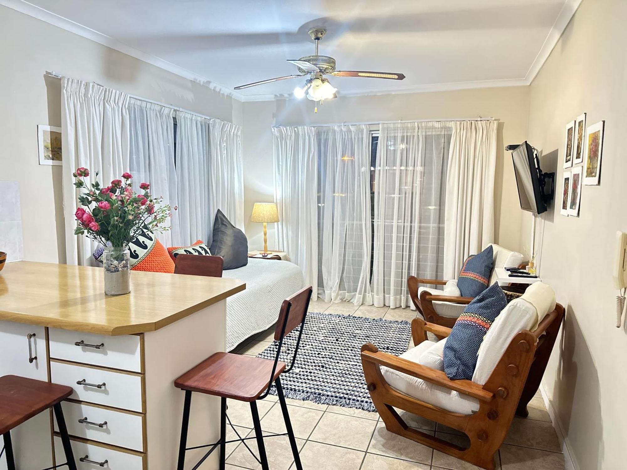 Caline Vip Apartments, Beach Close Блубергстранд Стая снимка